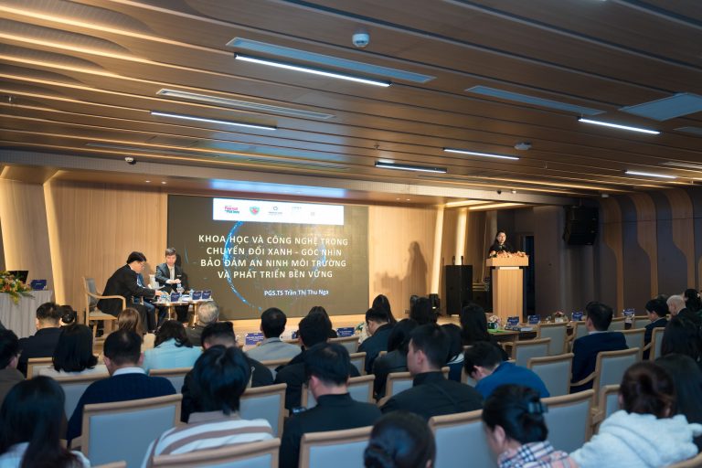 Trường ĐH Intracom tổ chức hội thảo quốc tế thúc đẩy ứng dụng khoa học, công nghệ vào cuộc sống