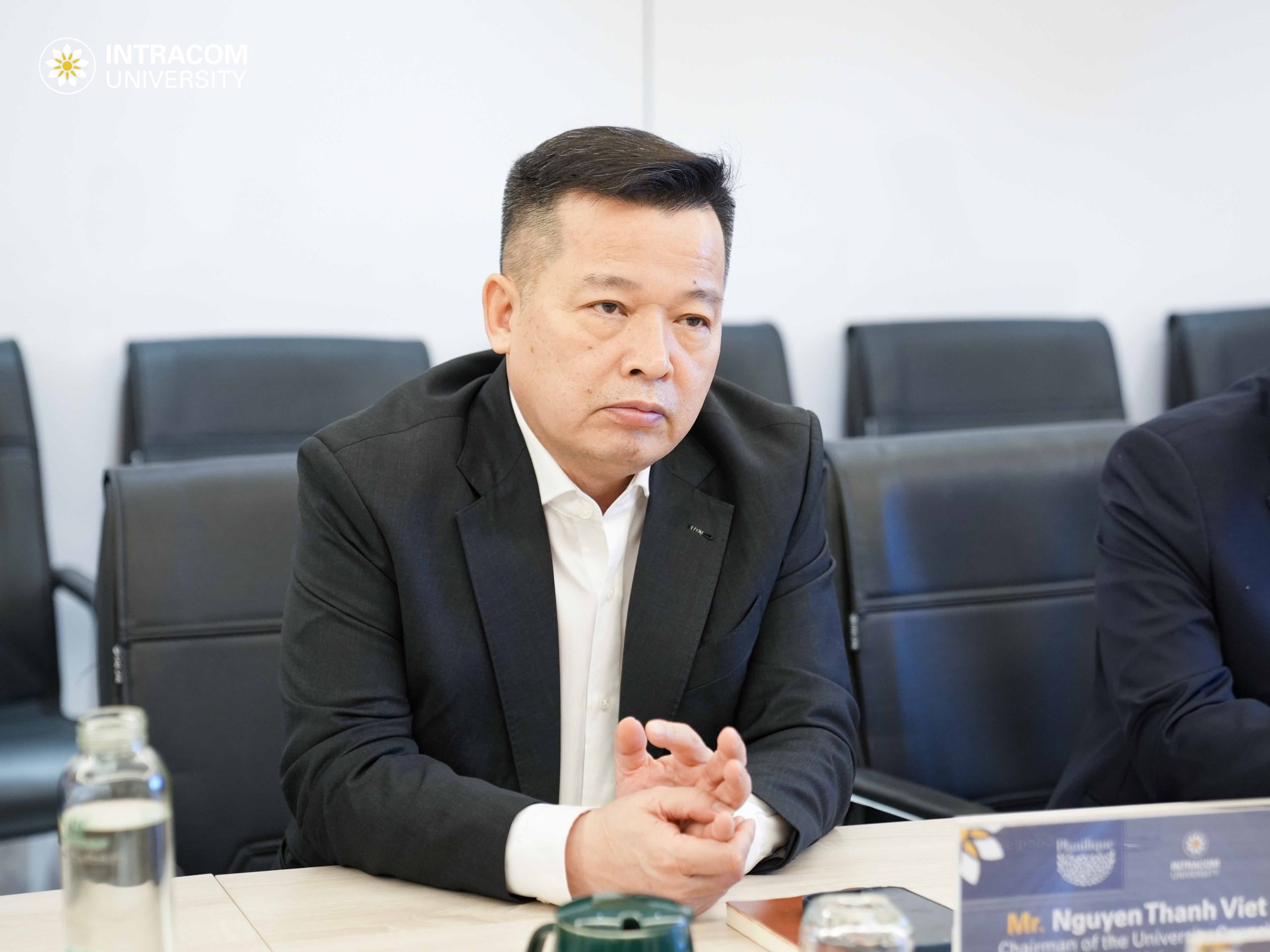 Trường Đại học Intracom mở rộng hợp tác toàn cầu với định chế tài chính uy tín từ Thụy Sĩ 7 DSC01185 11zon scaled