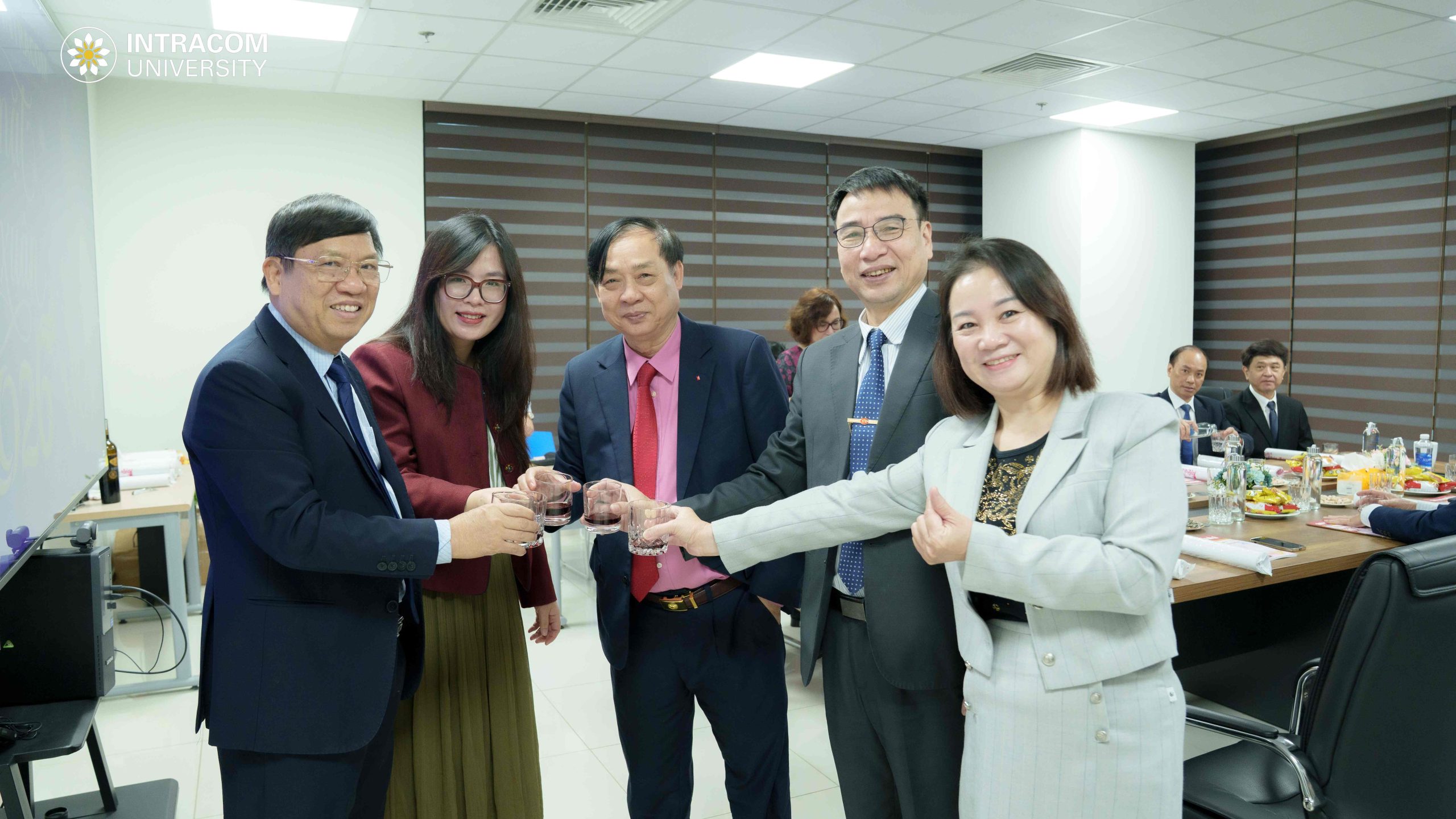 Chào Xuân Bính Ngọ 2026: Chung sức đồng lòng - Siết chặt kỷ cương - Tăng tốc bứt phá 15 DSC02036 11zon scaled