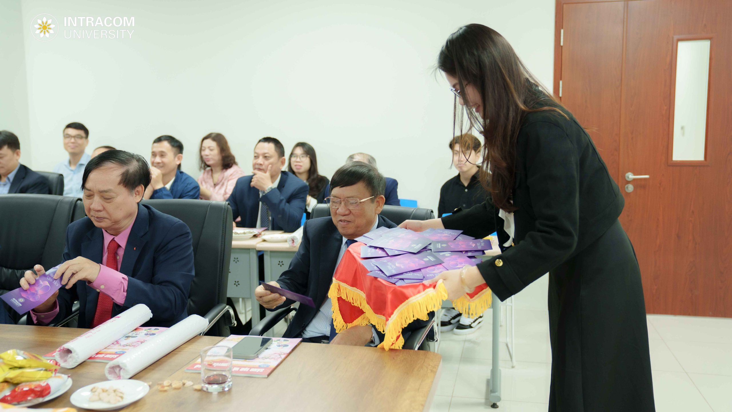 DSC02205 11zon scaled