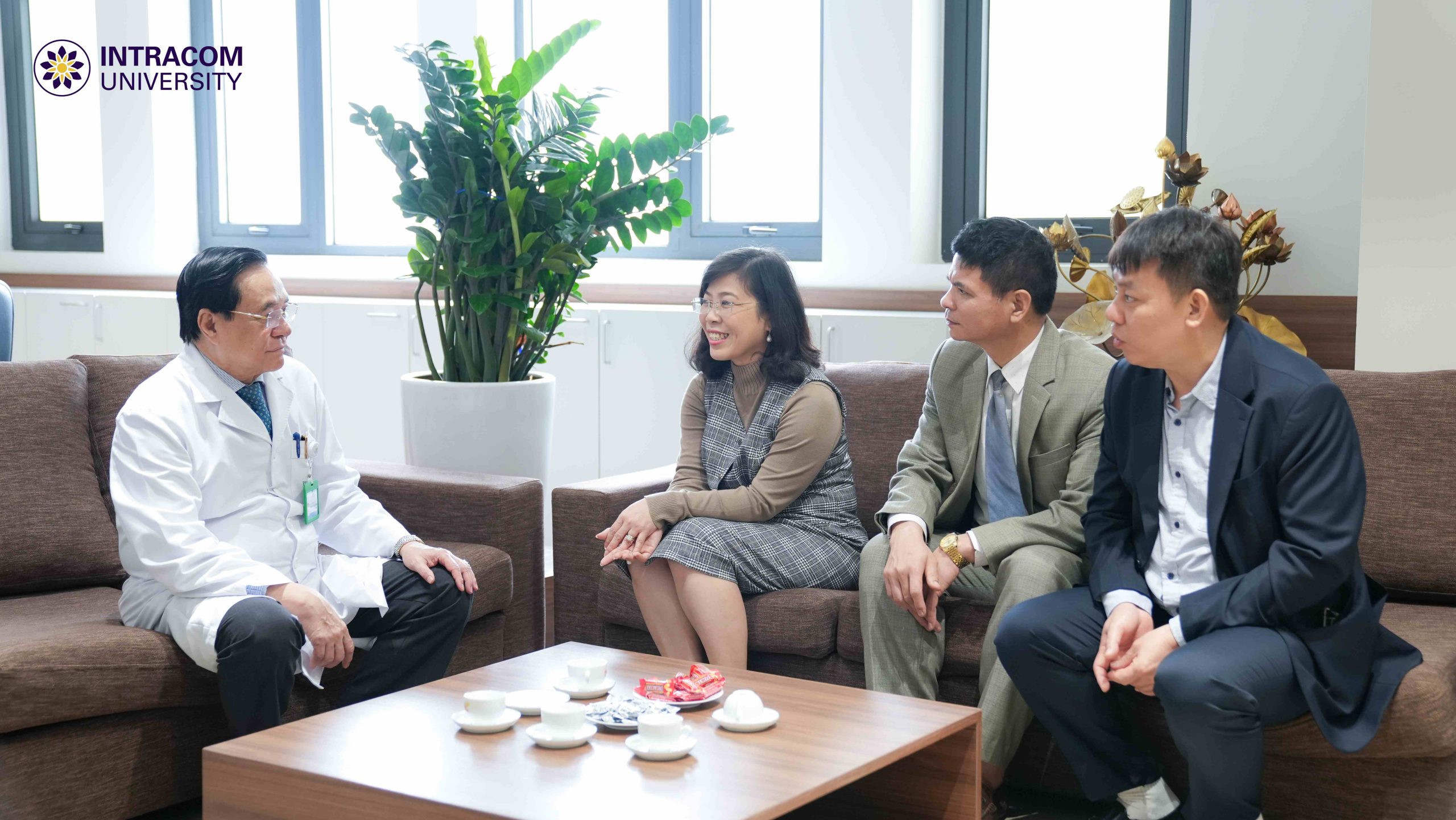 DSC02423 11zon scaled