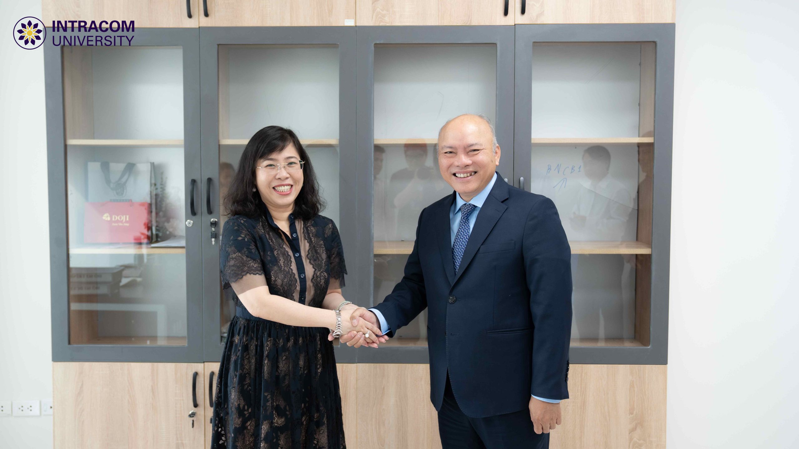 DSC02868 11zon scaled