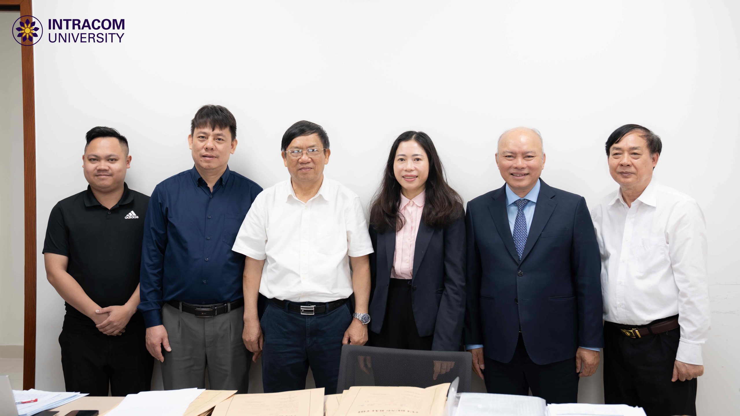 DSC02877 11zon scaled