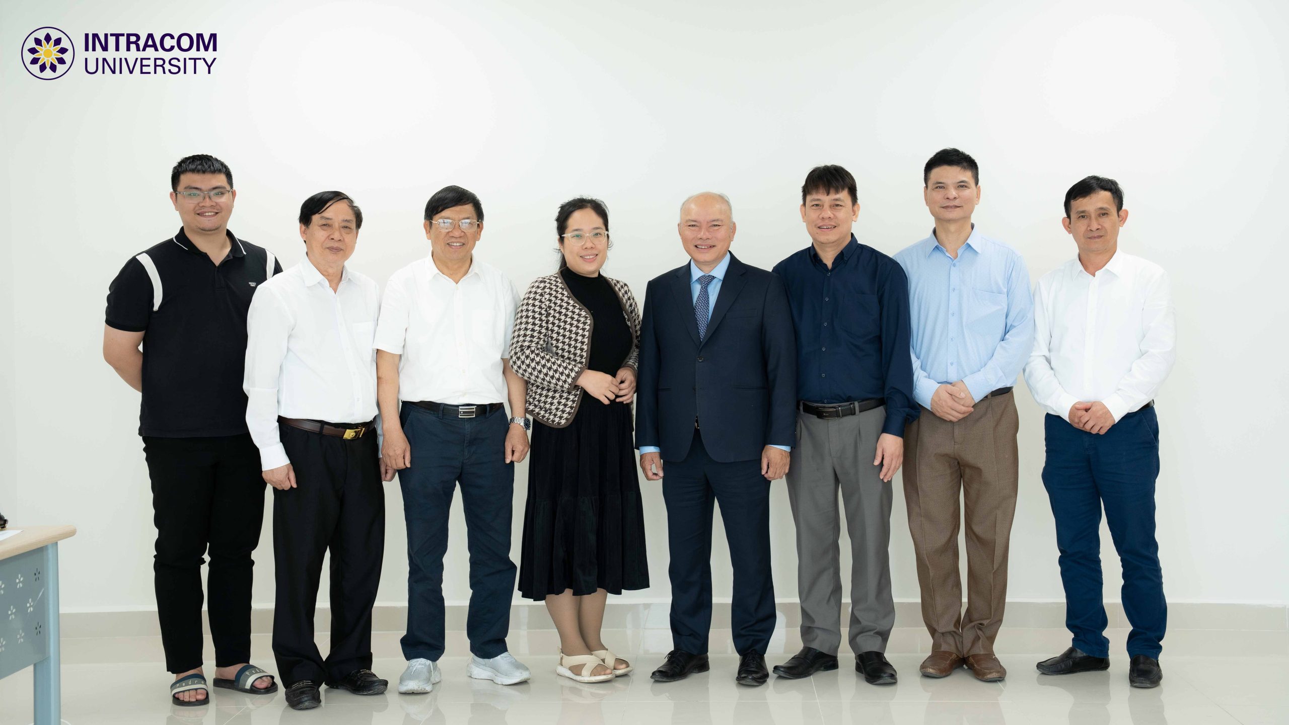 DSC02897 11zon scaled