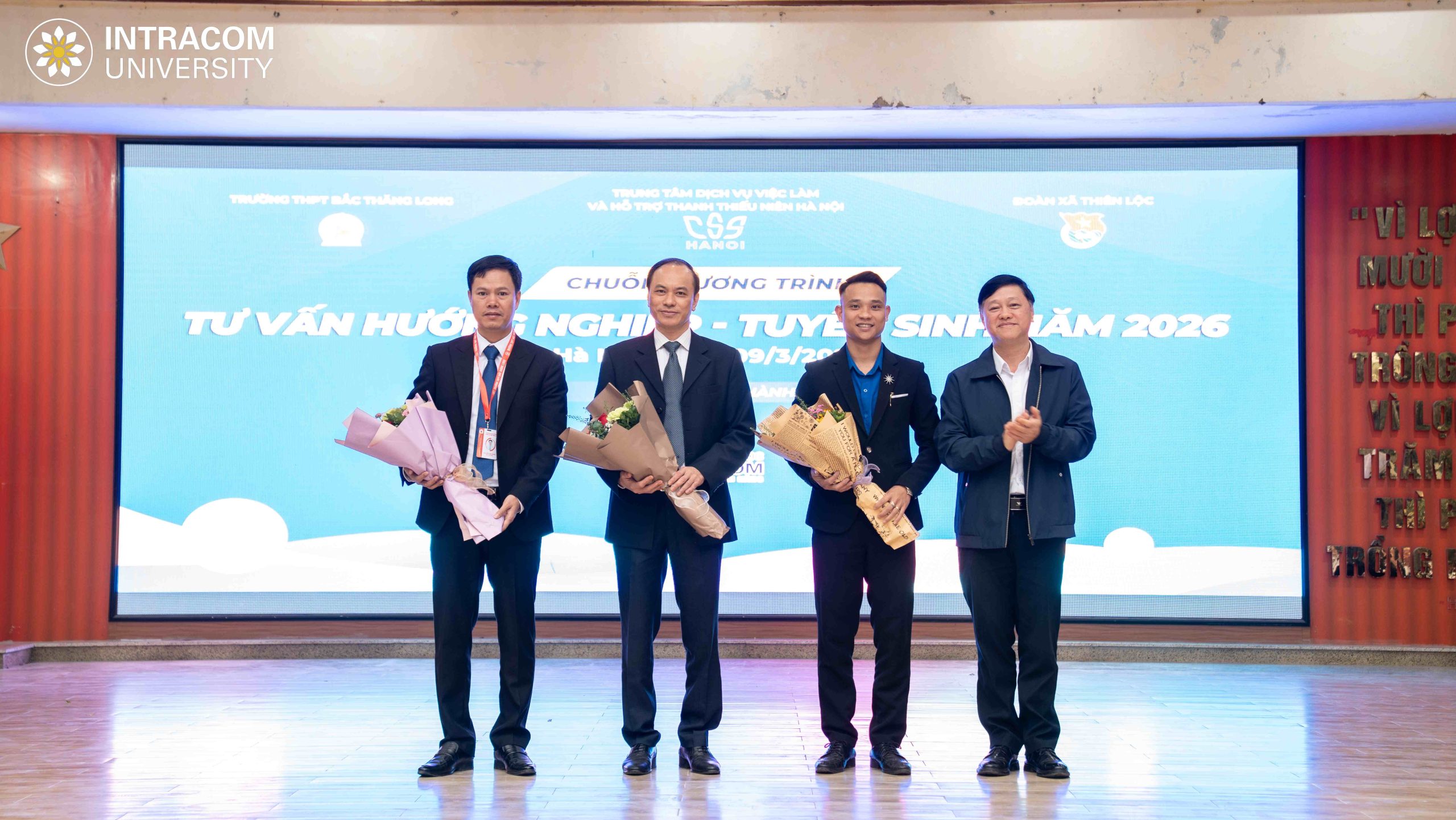 DSC02956 11zon scaled