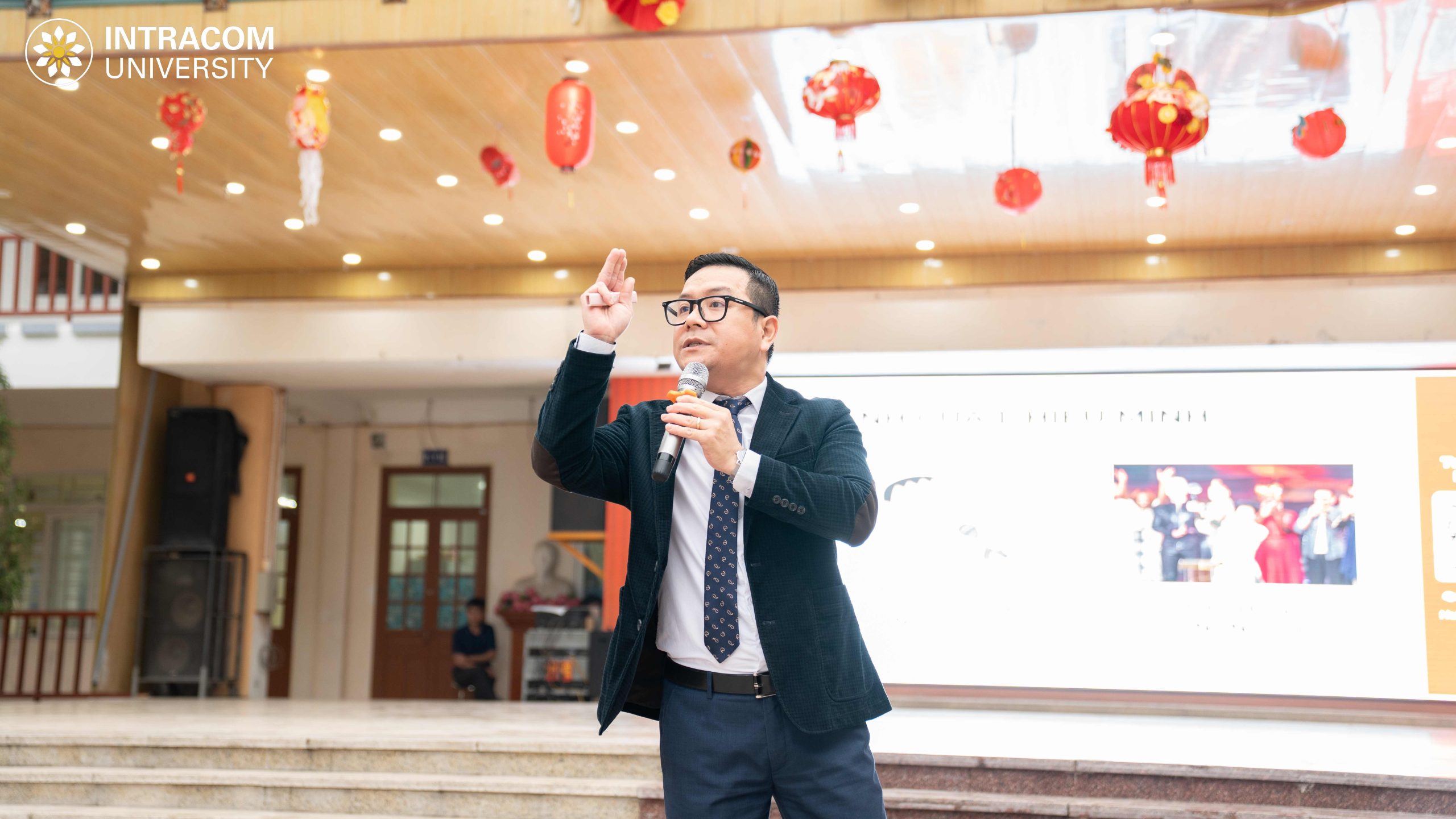 DSC03003 11zon scaled