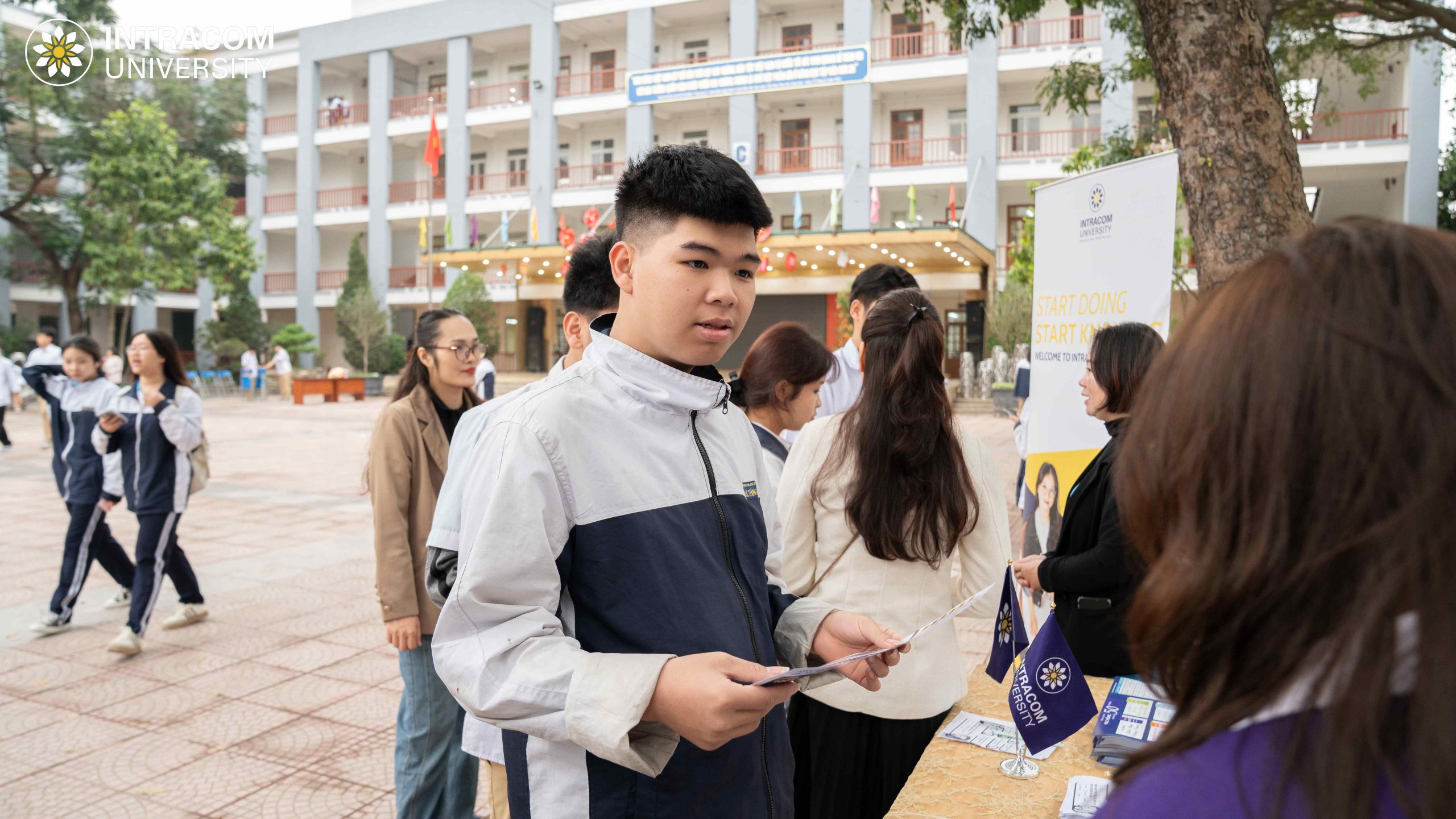 DSC03062 11zon scaled