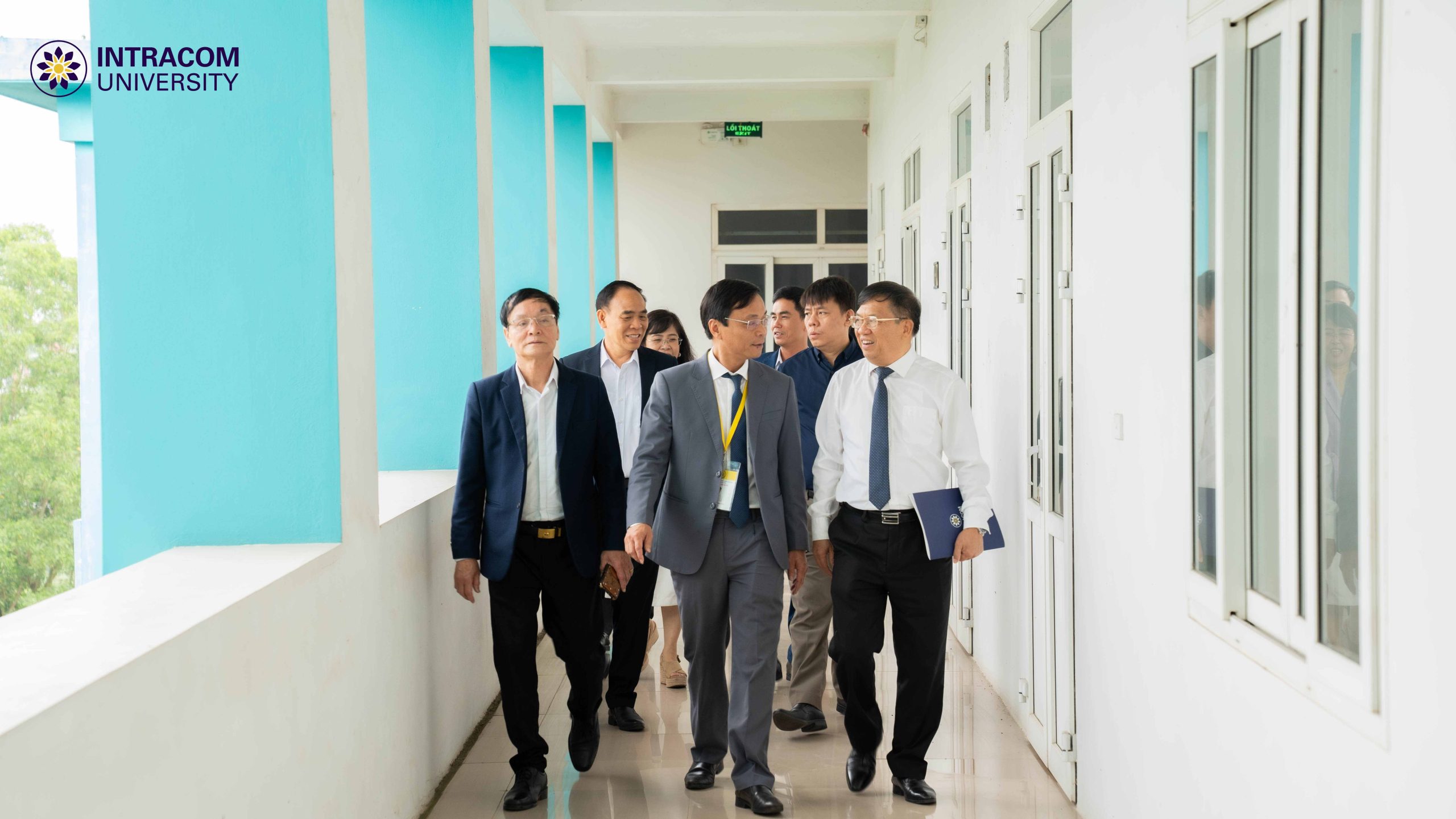 DSC03633 11zon scaled