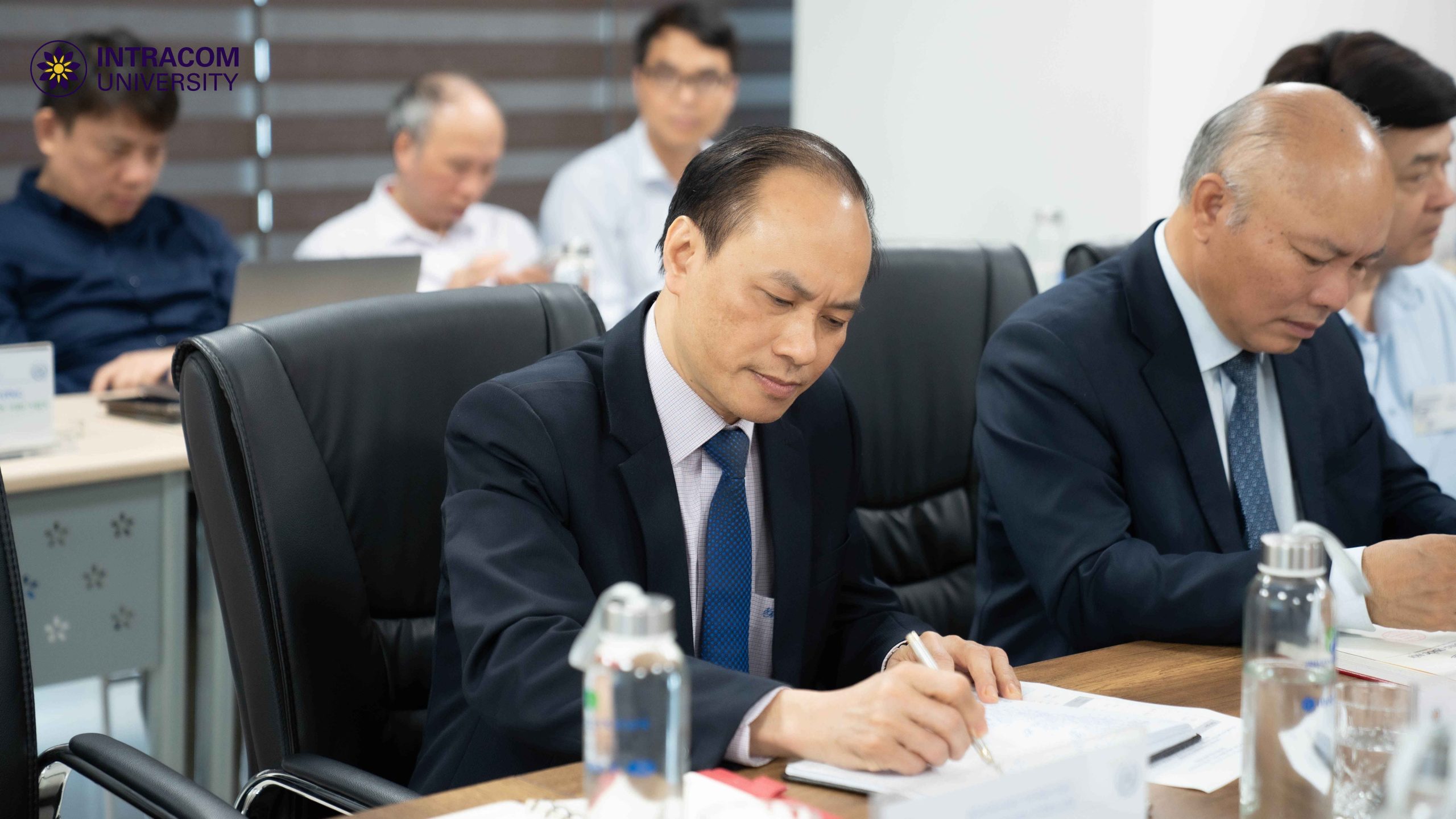 DSC03967 11zon scaled