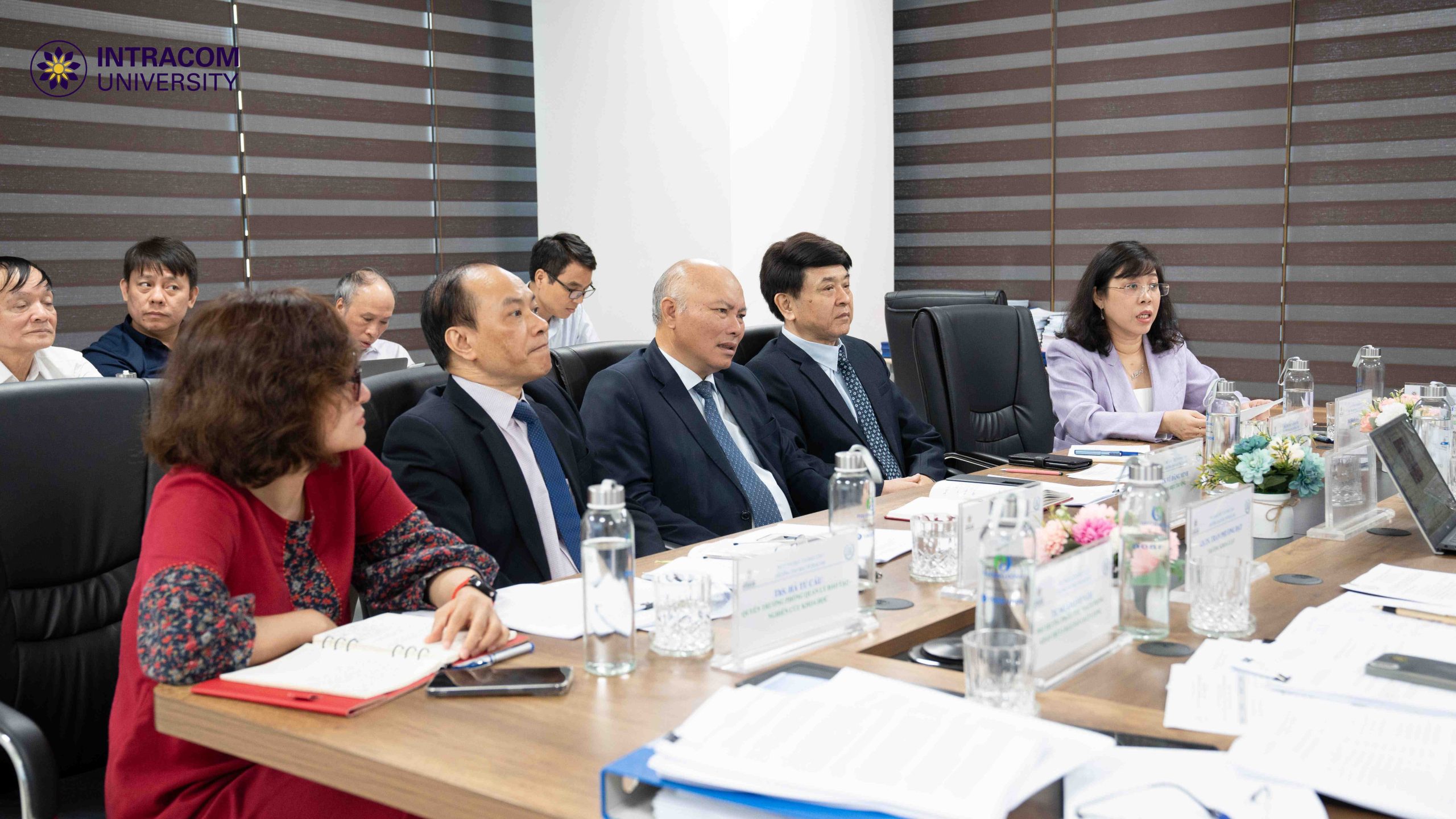 DSC04071 11zon scaled