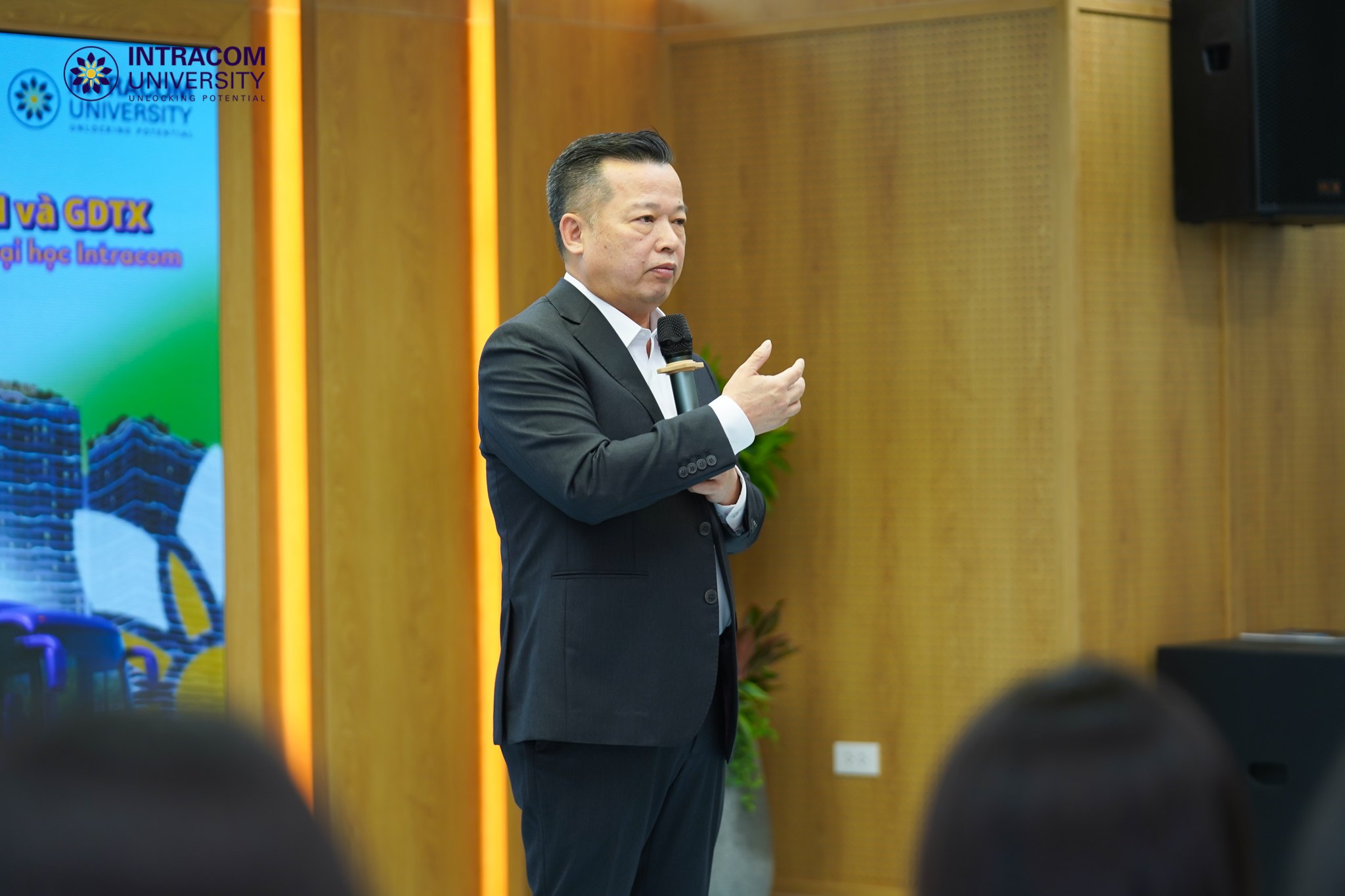 Vòng quanh Trường Đại học Intracom: Khám phá không gian học tập truyền cảm hứng cho thế hệ sinh viên mới 4 BGH 26 of 48 11zon