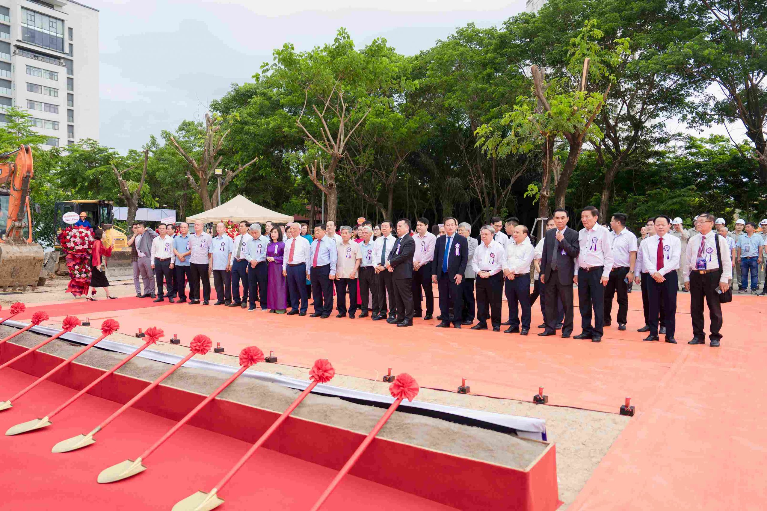 Toàn cảnh Lễ Kỷ niệm 20 năm thành lập: Trường Đại học Intracom chính thức bước vào kỷ nguyên mới 12 DSC04712 11zon scaled