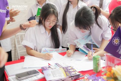 Sau kỳ thi, học sinh nên làm gì để chọn đúng ngành đại học?
