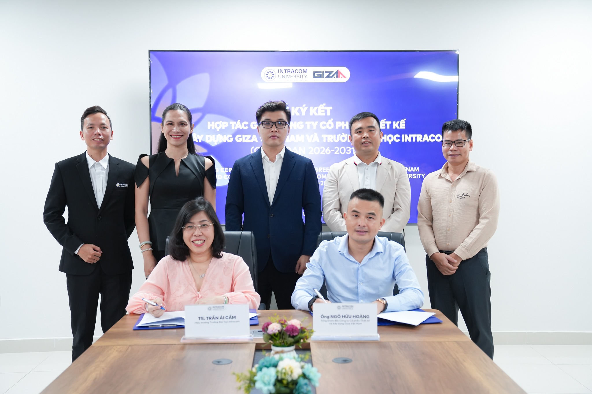 Trường Đại học Intracom ký kết thỏa thuận hợp tác với Công ty Cổ phần Thiết kế và Xây dựng GIZA Việt Nam 7 INU 11 of 1 1 11zon