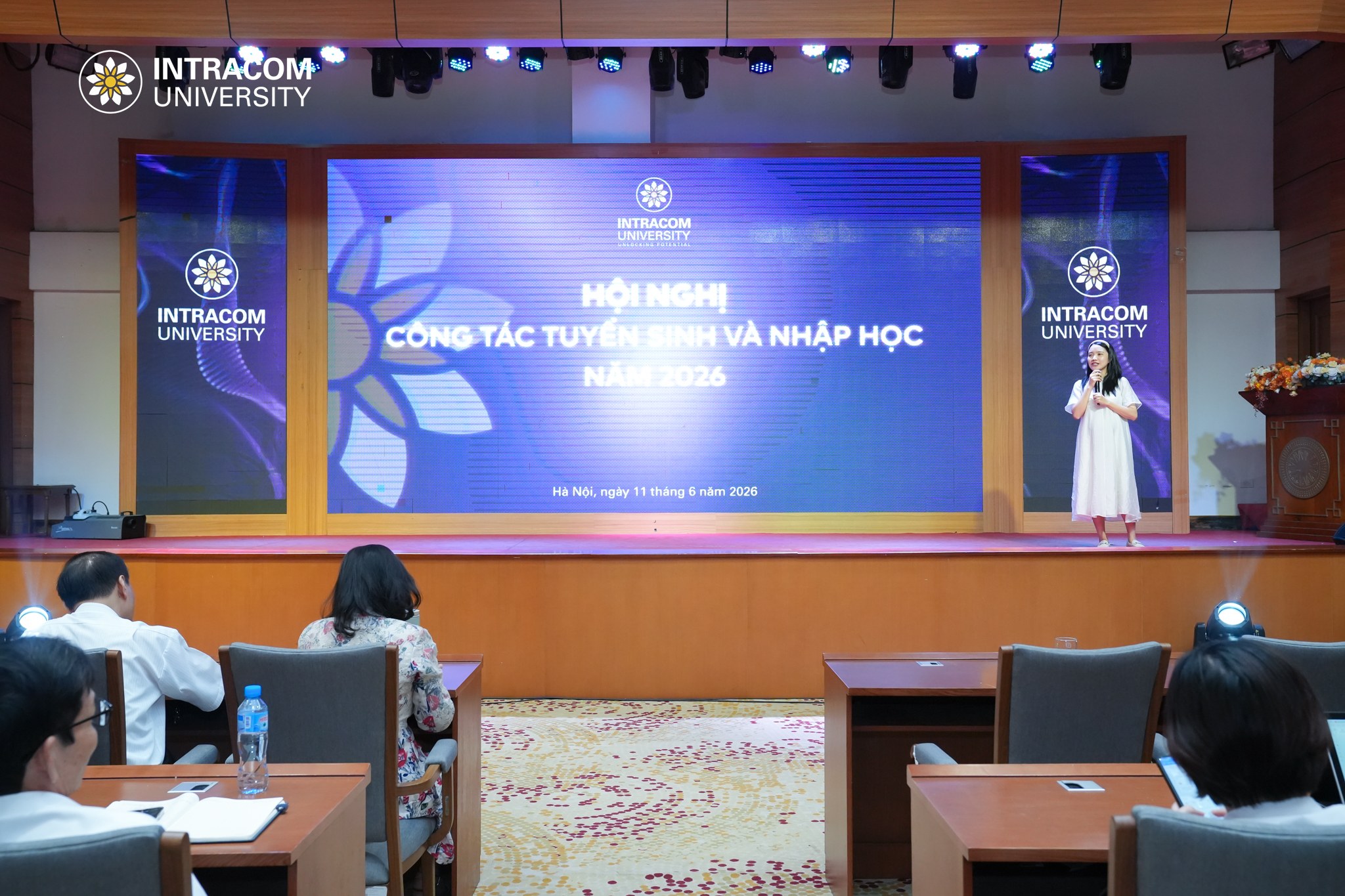 Trường Đại học Intracom tăng cường năng lực tuyển sinh, chủ động hỗ trợ thí sinh trong mùa xét tuyển 2026 14 Tap huan logo 12 of 34 1