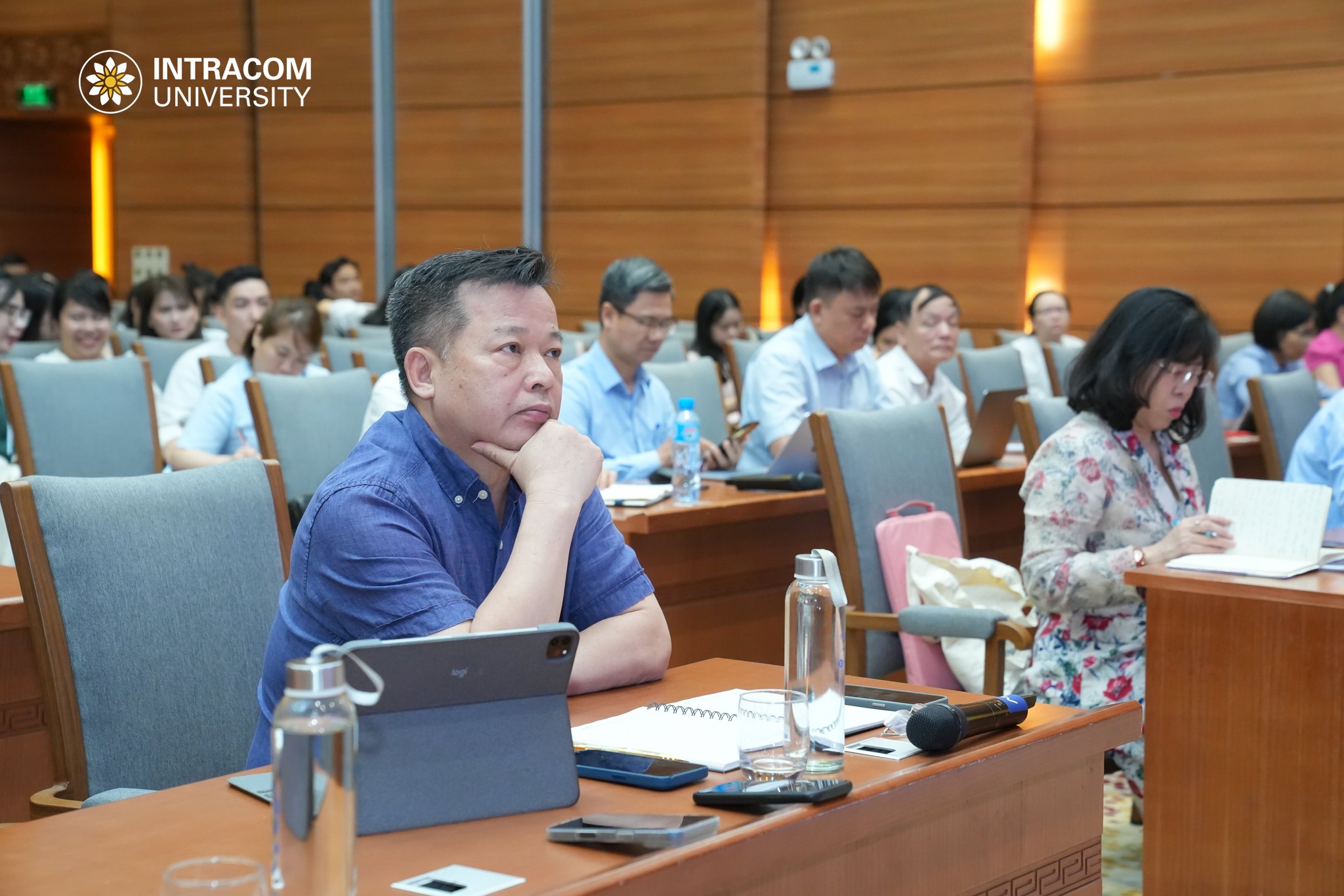 Trường Đại học Intracom tăng cường năng lực tuyển sinh, chủ động hỗ trợ thí sinh trong mùa xét tuyển 2026 4 Tap huan logo 33 of 34 1