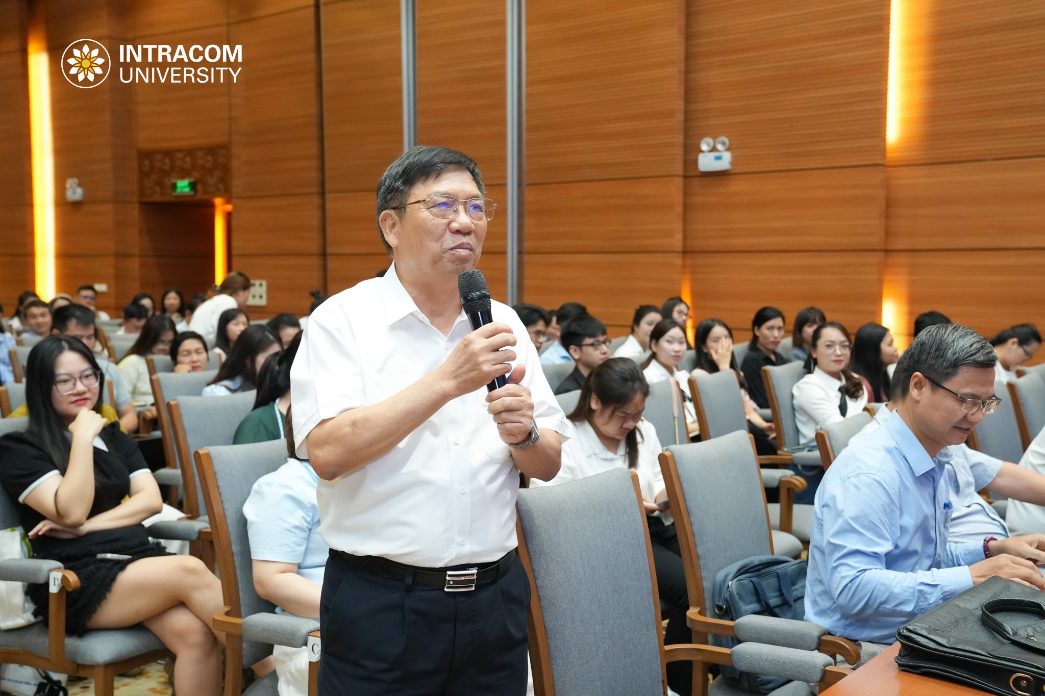 Trường Đại học Intracom tăng cường năng lực tuyển sinh, chủ động hỗ trợ thí sinh trong mùa xét tuyển 2026 7 Tap huan logo1 9 of 15 1
