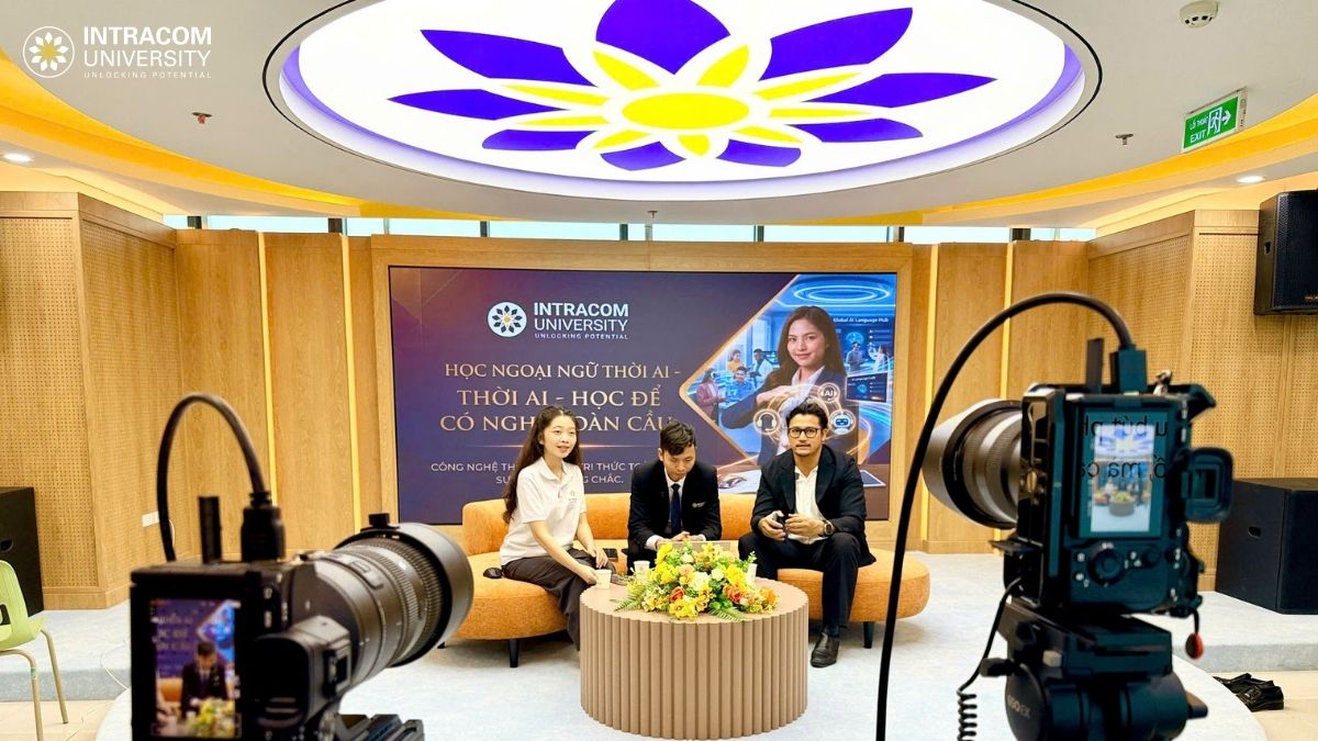 Chạm Ngõ Tương Lai: Khép Lại Chặng 1 Livestream Đầy Ý Nghĩa Cùng 2k8
