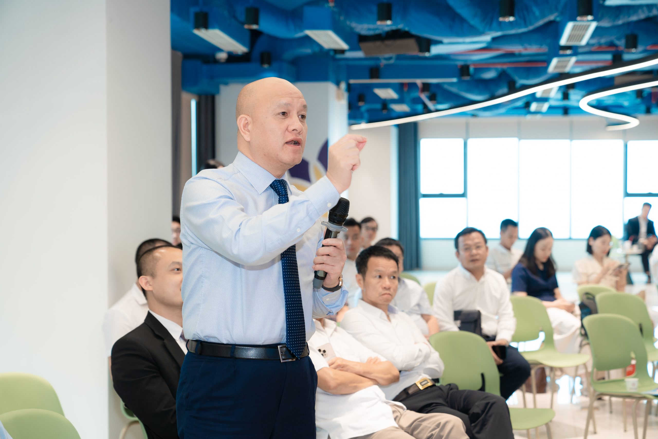 Trường Đại học Intracom tổ chức Hội thảo “Phòng ngừa rủi ro pháp lý trong quản trị doanh nghiệp” 19 Trường Đại học Intracom tổ chức Hội thảo “Phòng ngừa rủi ro pháp lý trong quản trị doanh nghiệp”