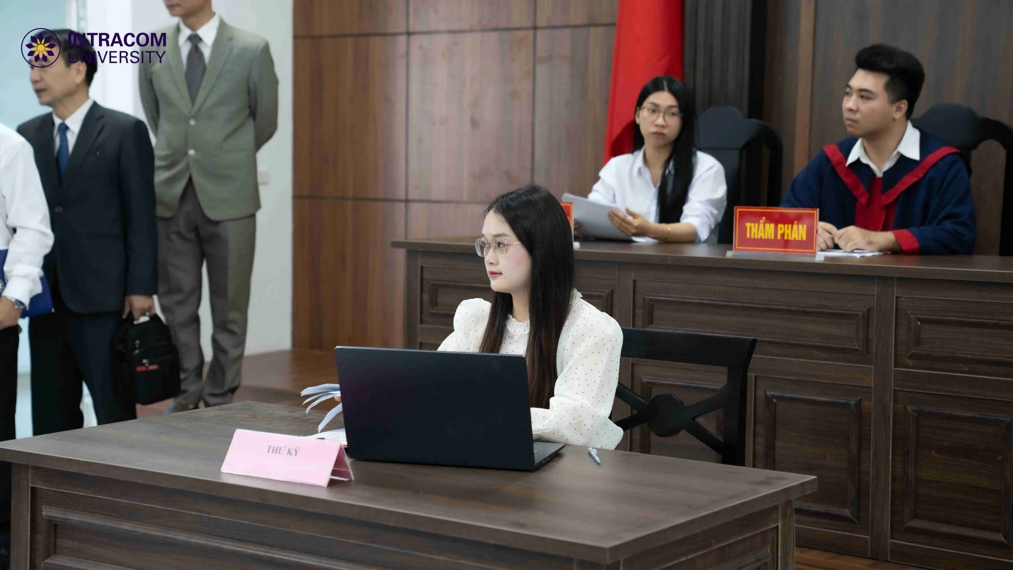 Ngành Luật Kinh tế INU: Khi pháp lý doanh nghiệp trở thành lợi thế trong thời đại kinh tế số