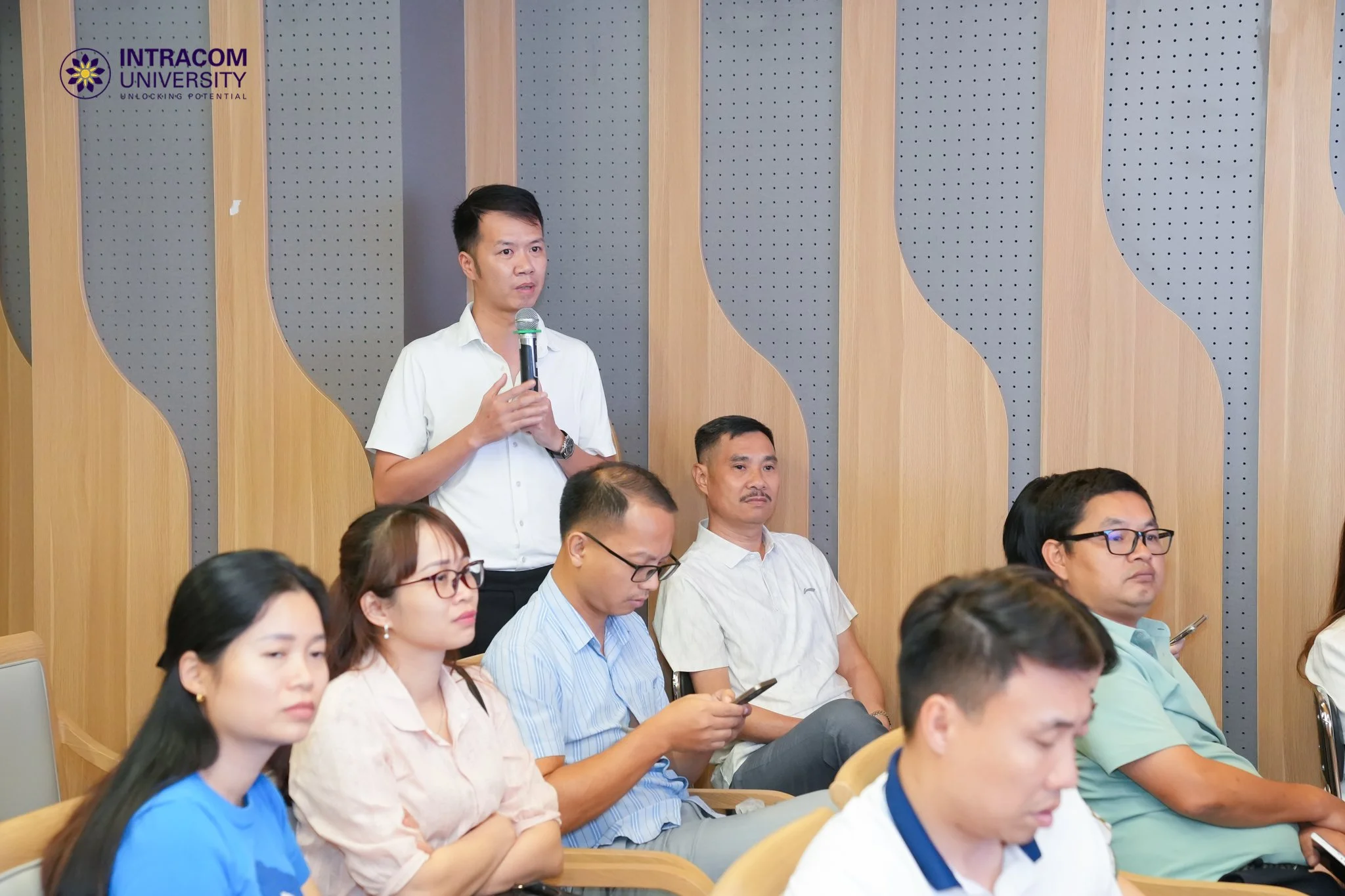 Trường Đại học Intracom phát động “Chương trình Đại sứ Truyền thông Tuyển sinh năm 2026” 9 Dai su TS 370 of 21 11zon