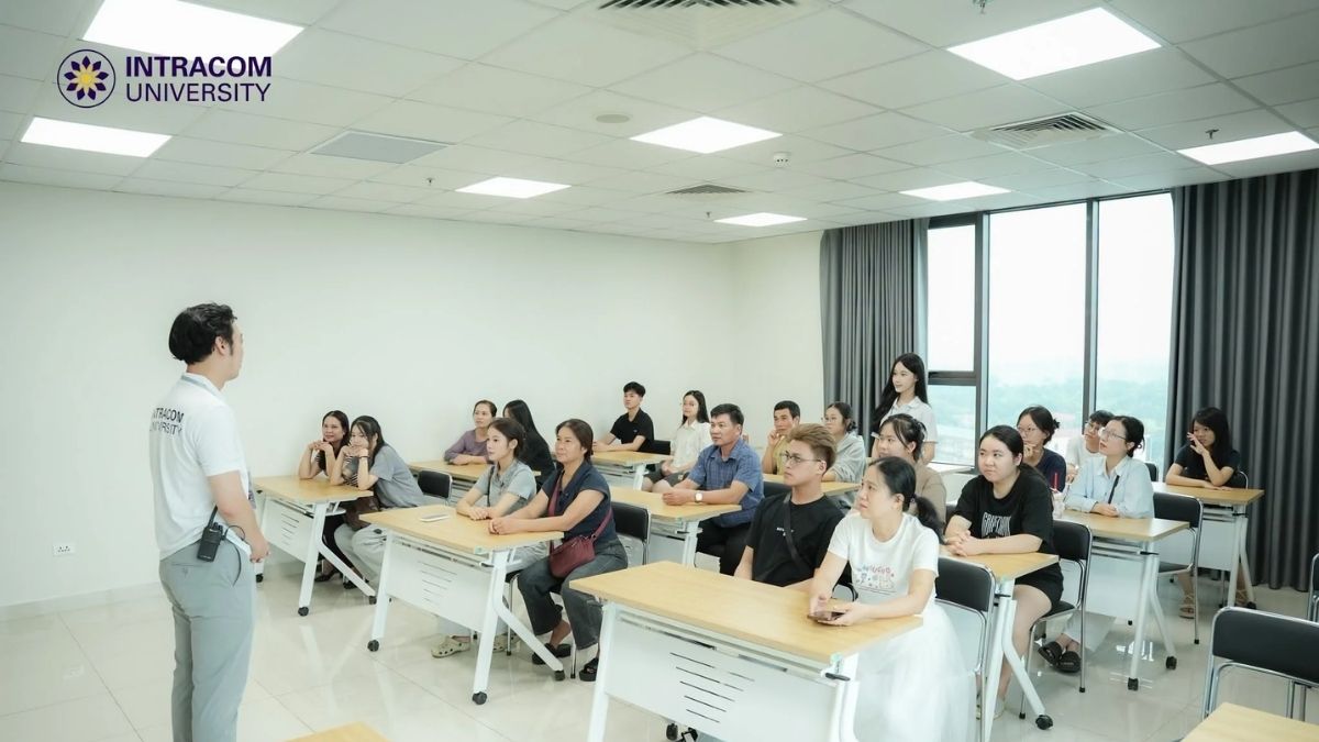 Trải Nghiệm 1 Ngày Làm Sinh Viên Thực Thụ Tại INU Open Day 01/08: "Trạm Dừng 2K8 - Hành Trang Cho Những Bước Tiến Mới" 7 Trải Nghiệm 1 Ngày Làm Sinh Viên Thực Thụ Tại INU Open Day 01/08: "Trạm Dừng 2K8 - Hành Trang Cho Những Bước Tiến Mới"