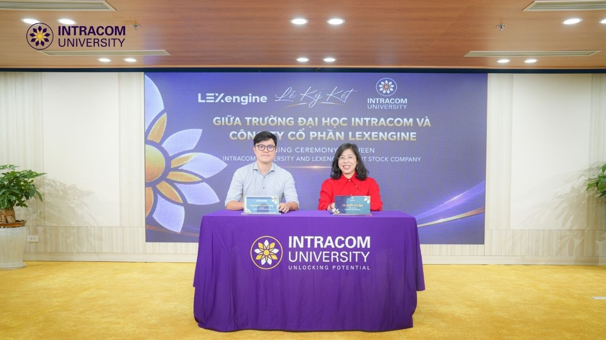 Trường Đại Học Intracom Ký Kết Hợp Tác Chiến Lược Với Lexengine: Thúc Đẩy Chuyển Đổi Số Và Nâng Cao Chất Lượng Đào Tạo Pháp Lý Ứng Dụng 3 TS.Trần Ái Cầm - Hiệu trưởng trường đại học intracom và Ông Dương Bảo Trung - Chủ tịch Công ty Cổ phần Lexengine