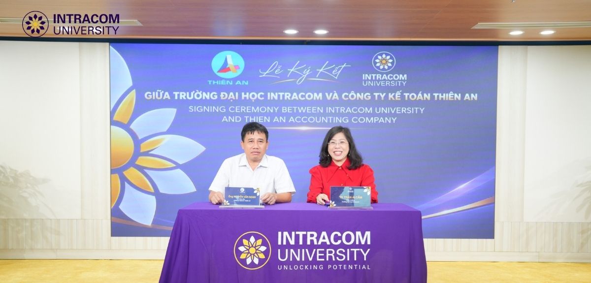 Trường Đại Học Intracom Và Công Ty TNHH Kế Toán Thiên An Thúc Đẩy Hợp Tác Đào Tạo Kế Toán Thực Tế Và Phát Triển Kỹ Năng Nghề Nghiệp Cho Sinh Viên 2 TS.Trần Ái Cầm – Hiệu trưởng nhà trường và Ông Nguyễn Văn Hạnh – Giám đốc công ty TNHH Kế toán Thiên An