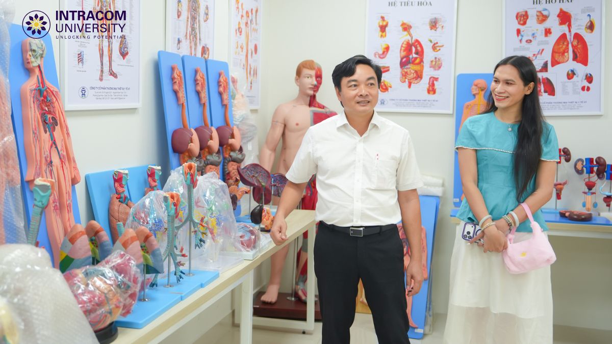 Trường Đại Học Intracom Và Trường Cao Đẳng Bách Khoa Sài Gòn Đẩy Mạnh Hợp Tác Chiến Lược Trong Đào Tạo, Phát Triển Nguồn Nhân Lực Và Hội Nhập Quốc Tế 7 Trường Đại Học Intracom Và Trường Cao Đẳng Bách Khoa Sài Gòn Đẩy Mạnh Hợp Tác Chiến Lược Trong Đào Tạo, Phát Triển Nguồn Nhân Lực Và Hội Nhập Quốc Tế