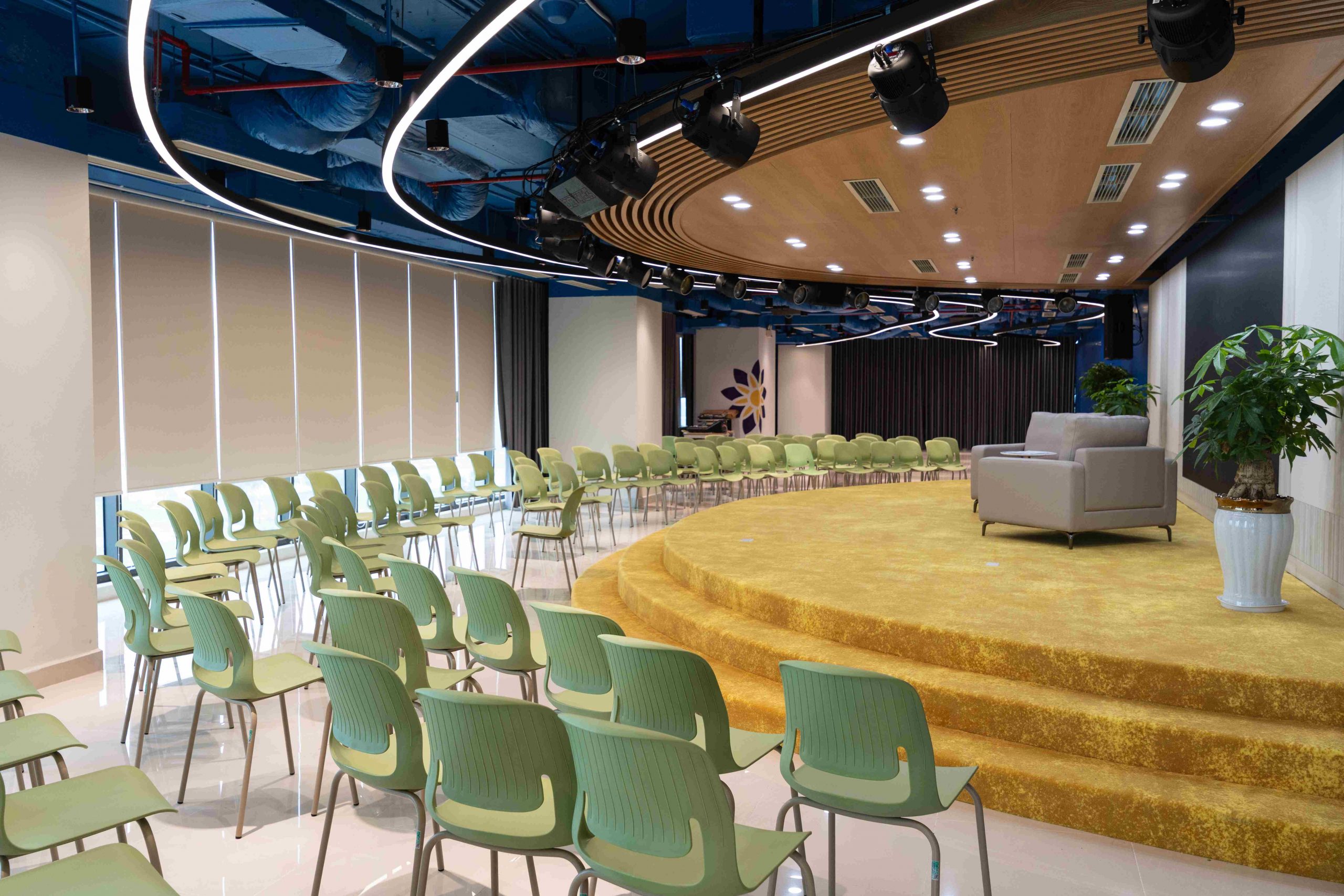 Trường Đại học Intracom nâng cao chất lượng đào tạo từ nền tảng đầu tư mạnh về cơ sở vật chất