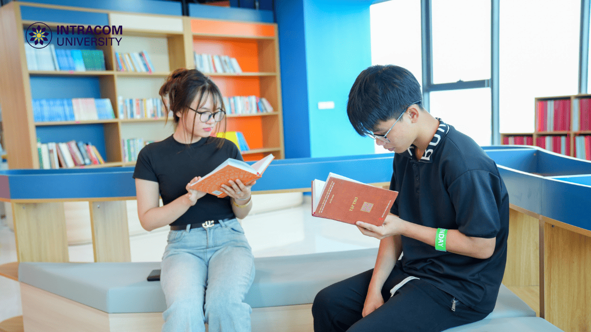 Openday Trường Đại học Intracom