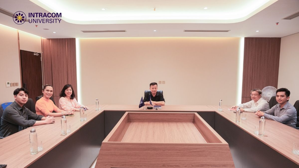 PGS.TS. Bùi Văn Dũng Đồng Hành Cùng Trường Đại Học Intracom Trong Định Hướng Nâng Cao Chất Lượng Đào Tạo 2 Buổi làm việc trao đổi các giải pháp nâng cao và lan tỏa chất lượng đào tạo tại Trường Đại học Intracom