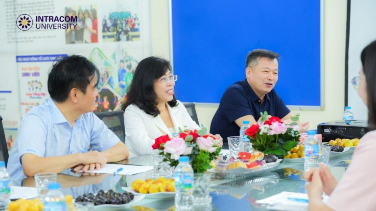 Từ tinh thần Nghị quyết 71 đến mô hình đại học đổi mới sáng tạo