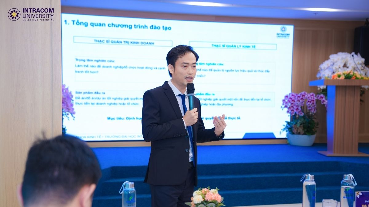 Trường Đại Học Intracom Khai Giảng Chương Trình Đào Tạo Trình Độ Thạc Sĩ Năm Học 2025–2026 11 ThS. Đào Xuân Thủy – Phó Trưởng khoa Kinh tế