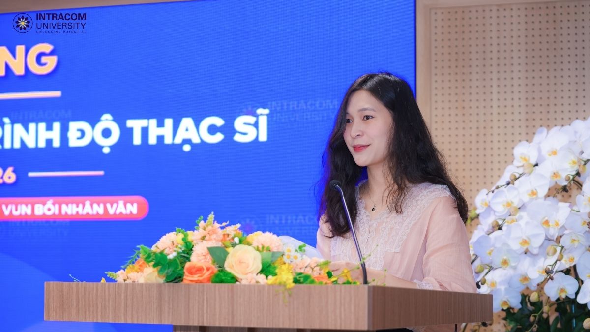 Trường Đại Học Intracom Khai Giảng Chương Trình Đào Tạo Trình Độ Thạc Sĩ Năm Học 2025–2026 12 học viên Luyện Nguyễn Quế Chi – lớp Cao học ngành Quản trị Kinh doanh khóa 06