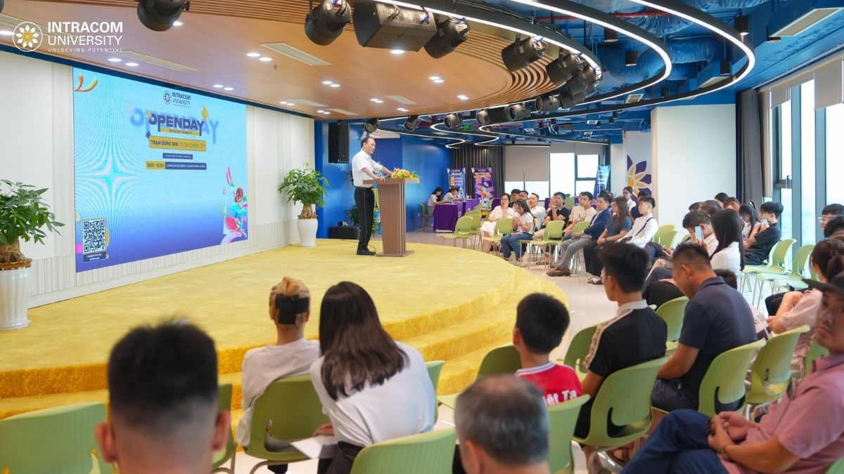 Openday Trường Đại học Intracom