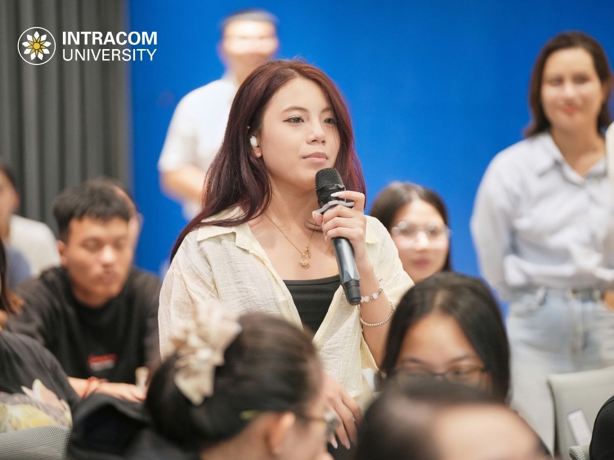 Từ Hành Trình Quốc Tế Đến Giảng Đường INU: 3 Điều GS.TS. Hà Tôn Vinh Nhắn Gửi Tới Người Trẻ 9 GS.TS . Ha Ton Vinh den tham Truong DH Intracom 6
