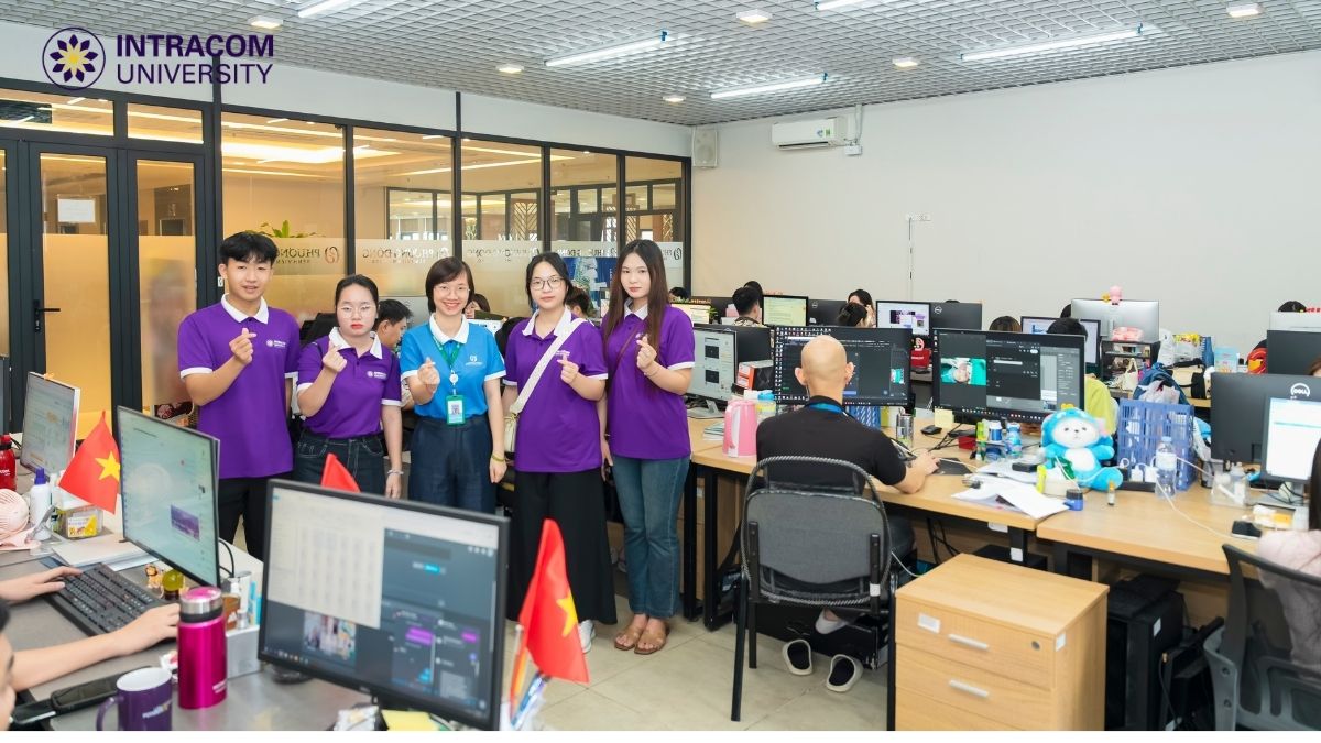 K21 INU Trải Nghiệm Một Ngày Tại Tổ Hợp Y Tế Phương Đông