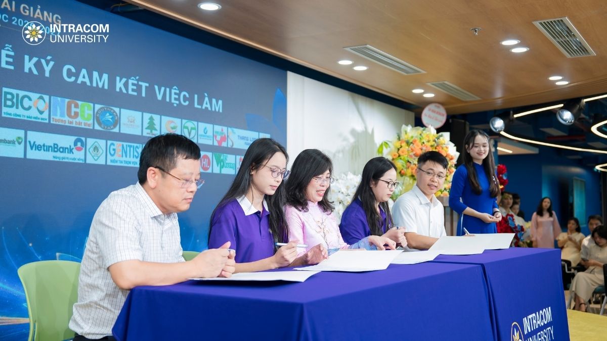 "Chốt" Cơ Hội Việc Làm Ngay Từ Lễ Khai Giảng: Trường Đại Học Intracom (INU) Ký Kết Cùng 6 Doanh Nghiệp Lớn