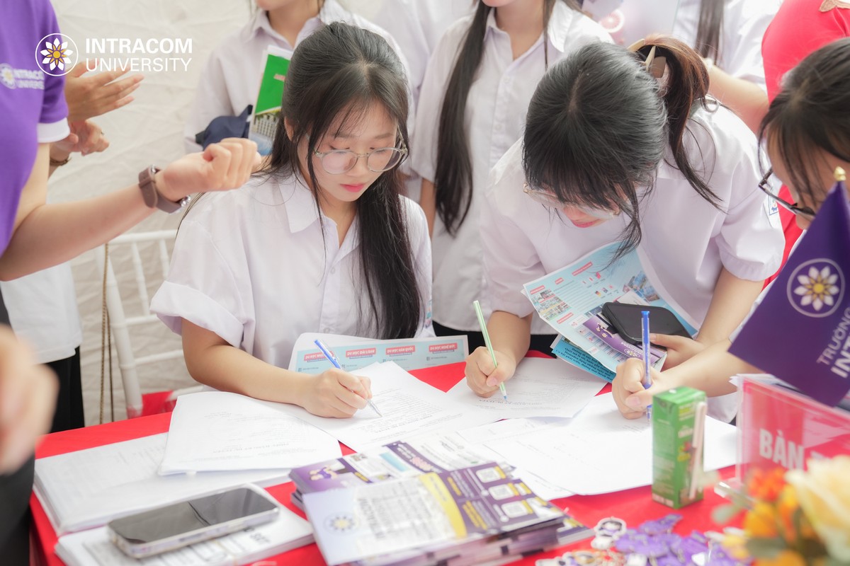 Học Phí Ngành Kế Toán 2026: Đừng Chỉ Nhìn Học Phí Mỗi Năm 3 Chi tiết mức học phí ngành Kế toán nhiều trường trên cả nước