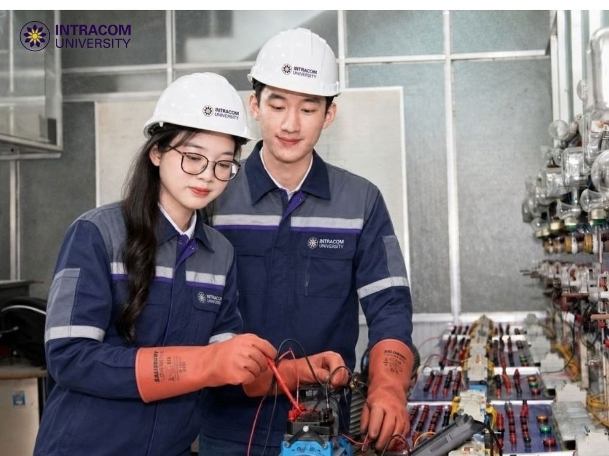 Ngành Kỹ Thuật Điện Học Những Kỹ Năng Gì? Có Khó Không?