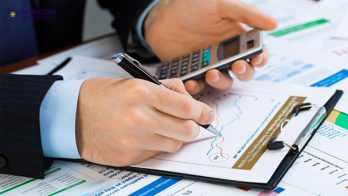 Giải mã: Tài chính ngân hàng là gì? Cẩm nang chọn chuyên ngành & Cơ hội làm việc tại Tập đoàn Đa quốc gia 3 tai chinh ngan hang la gi 2