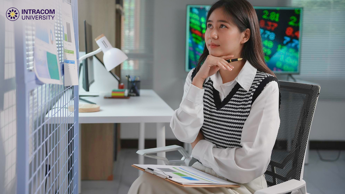 có nên học tài chính ngân hàng không